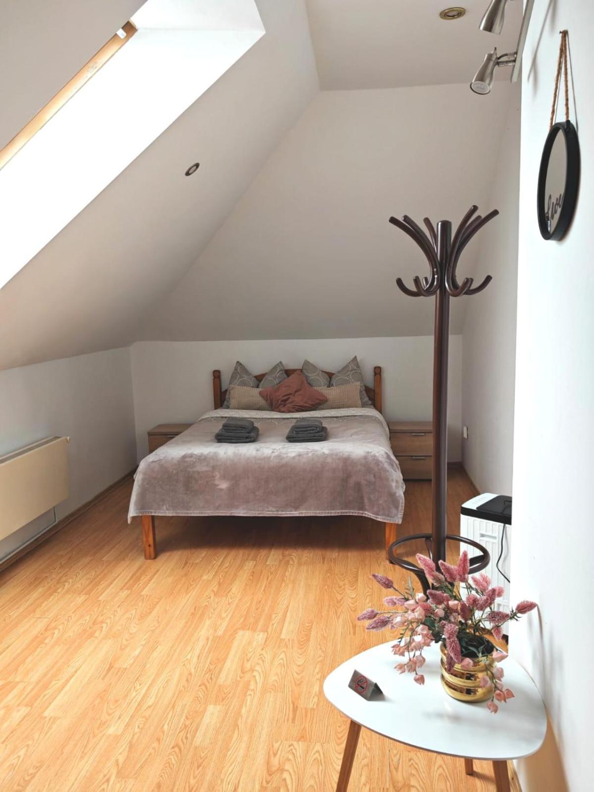 Brasov Cucu Residence Luaran gambar